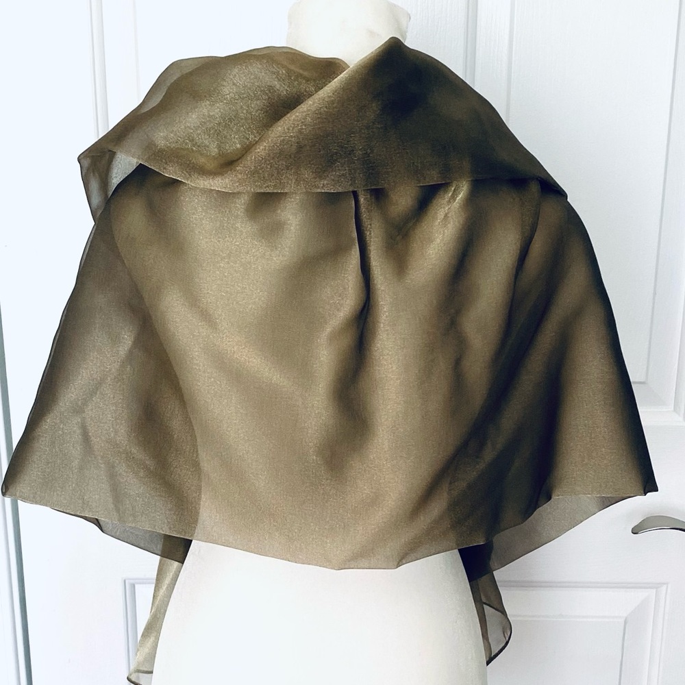 🌴 Custom Made Shawl/Wrap - Picture 6 of 11